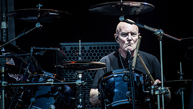 Ударник Крис Слейд признался, что его оскорбила просьба AC/DC стать дублером Фила Радда