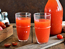 Врач заявила о пользе томатного сока для профилактики простатита