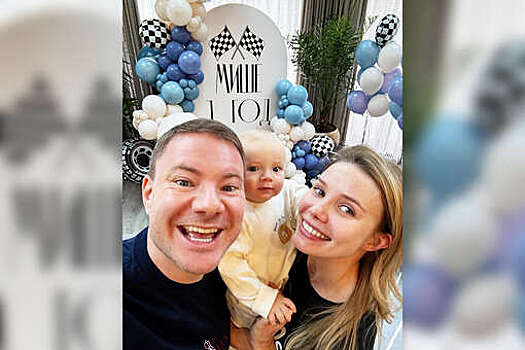 Диджей SMASH впервые опубликовал фотографии сына Михаила