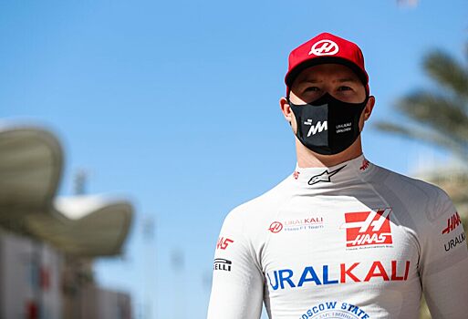 Никита Мазепин представил шлем для дебютного сезона в Формуле 1