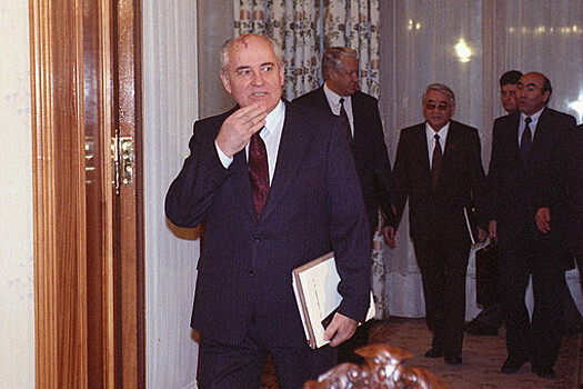 30 лет назад девять республик и Горбачев договорились сохранить СССР