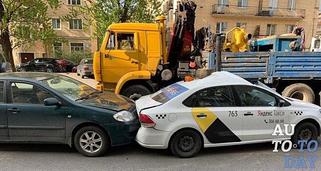 Попал в ДТП Яндекс.Такси: что делать и принцип страхования пассажиров в поездке, как оформить полис