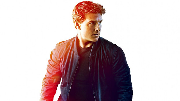 Том Круз проехался на крыше поезда для новой части «Миссия невыполнима»