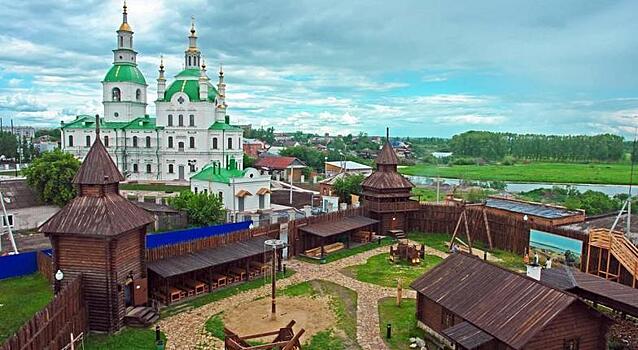 Гостей Ялуторовска могут удивить трофейным телефоном Siemens и радиолами