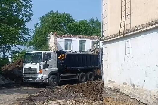 В российском городе обрушился школьный спортзал