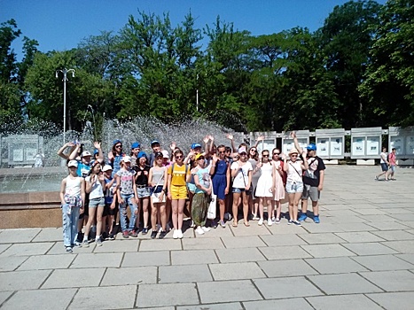 Ребята из зюзинского дворца творчества «Севастополец» уехали в Крым