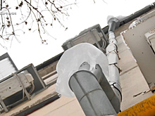 После жалоб самарцев отремонтировали водосток на крыше дома на Революционной