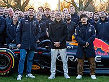 Лоран Мекис: Сколько лет ни проведи в Ф1, всё равно будешь восхищаться Ферстаппеном