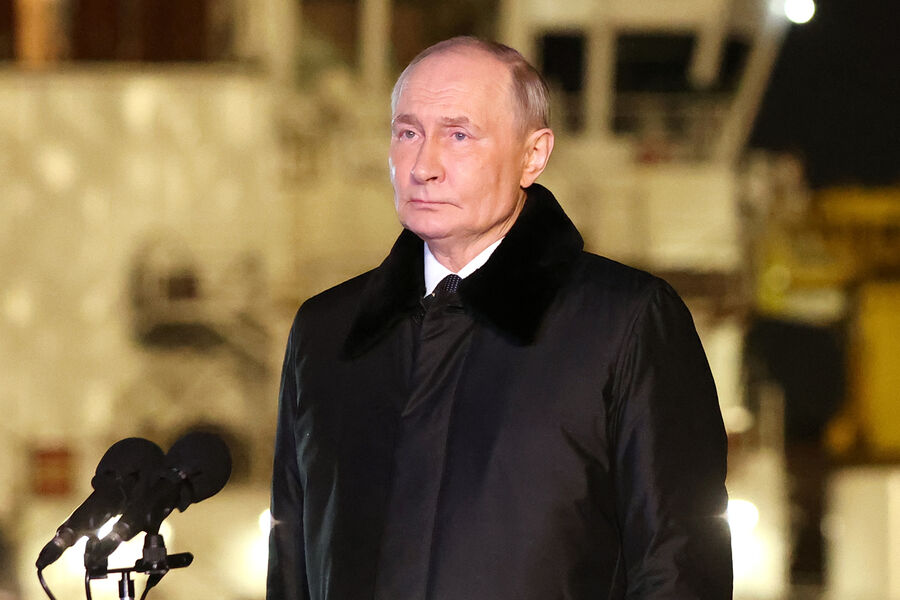 Путин открыл производство российского аналога упаковки Тетра Пак в Чехове