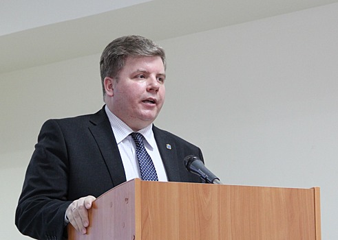 Седунов предложил псковским учителям уволить часть коллег для получения стимулирующих выплат