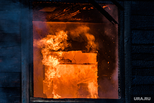 Челябинский пенсионер сгорел при пожаре в частном доме