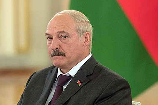 Лукашенко обвинили в поддержке «Оранжевой революции»