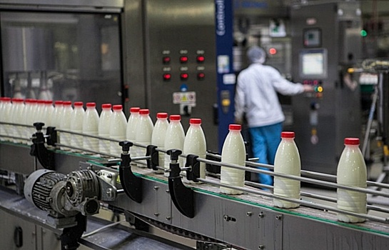 Дворкович посетовал на нехватку российских молочных продуктов