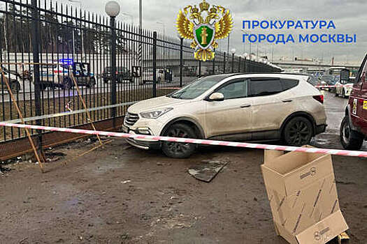 В Москве мужчина несколько раз выстрелил в знакомого в автомобиле