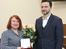 Глава Раменского г.о. Виктор Неволин поздравил своего заместителя Ирину Задорожную с юбилеем