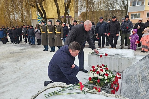 Калужане почтили память воинов-интернационалистов