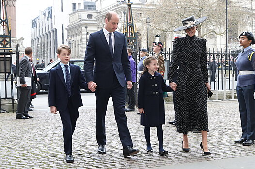 Без Меган и Гарри: как королевская семья провела День памяти принца Филиппа