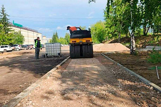 Мэр Иркутска Руслан Болотов рассказал о ходе благоустройства пяти общественных пространств