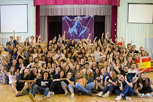 Любят борщ, недовольны маршрутками и ни разу не видели драк: иностранные студенты о жизни в Ростове