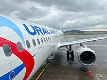 Попавший под российский самолет сотрудник авиакомпании лишился ноги