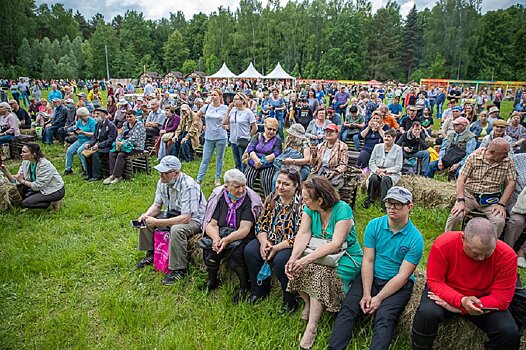 Более 20 тысяч человек стали гостями Пушкинского фестиваля в усадьбах Большие Вязёмы и Захарово