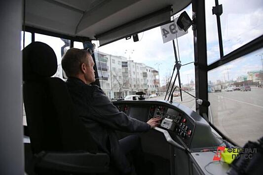 Главе Челябинской области не понравилась зарплата водителей трамваев