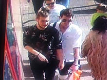 В Брянске сотрудники полиции вернули владелице похищенное инвалидное кресло