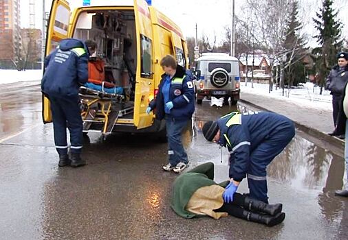 В Энгельсе водитель маршрутки на переходе раздавил насмерть женщину