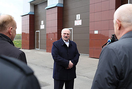 На пост Лукашенко претендуют более полусотни человек