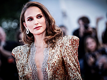 Сдержанная элегантность: лучшие выходы в свет Натали Портман