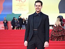 Дмитрий Дюжев, Милош Бикович и другие на закрытии Московского международного кинофестиваля