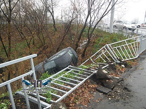 Пьяное ДТП на Гордеевском виадуке: «Водитель сбежал, но был пойман сотрудниками ГИБДД»