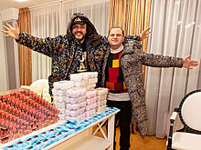 Филиппу Киркорову в Ижевске подарили килограммы зефира и конфет