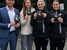 Спортсменки из Златоуста взяли под опеку рысь с тремя лапами и сделали ее талисманом клуба