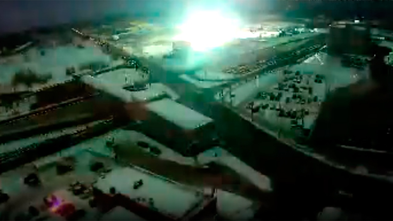 Кислотную вспышку заметили жители Подольска после взрыва на электроподстанции