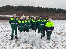 Мантуровский комбинат очистил берег реки Унжа