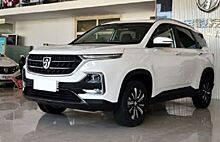 Опубликованы цены нового семиместного Baojun 530