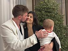 Жена Александра Петрова показала редкие семейные фотографии