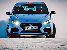 Hyundai i30N разогнался до рекордной скорости на льду Байкала