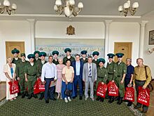 Нижегородские коммунисты вручили награды пограничникам