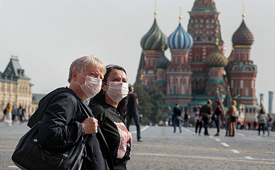 Коронавирус заставил Москву занимать деньги