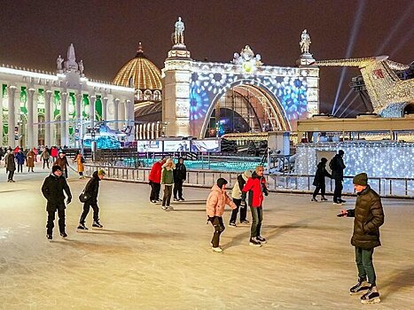 Москвичам рассказали, к каким зимним развлечениям можно присоединиться в городе