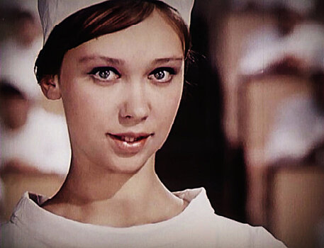 Отчислили из ВГИКа, не повезло в профессии: превратности судьбы Натальи Суровегиной