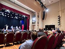 Жителями Глушковского района объяснили, почему не предусмотрена бескомиссионная выдача сертификатов