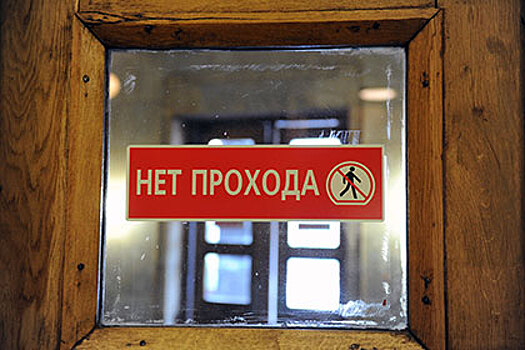 В московском метро начали менять тугие двери в вестибюлях станций