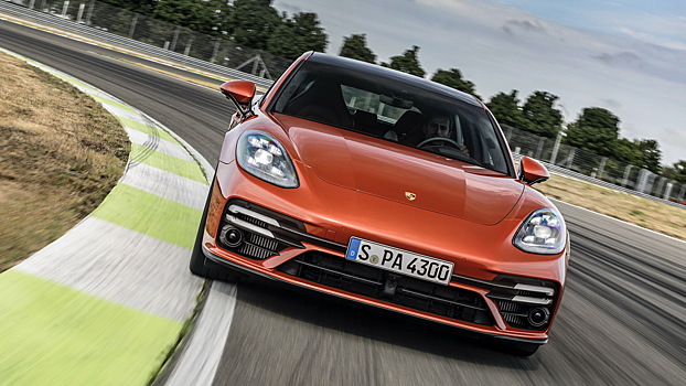 Новая Porsche Panamera: самые большие изменения - под капотом