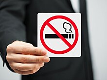 В Госдуме выступили против резкого повышения штрафов за курение в подъезде