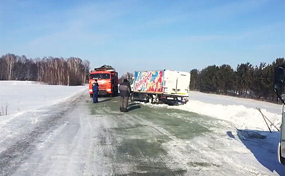 Просидевшего сутки в кювете водителя спас водитель КамАЗа