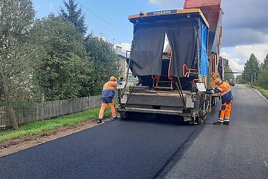 В селе Куменского района по «Дорожному миллиарду» отремонтировали улицу
