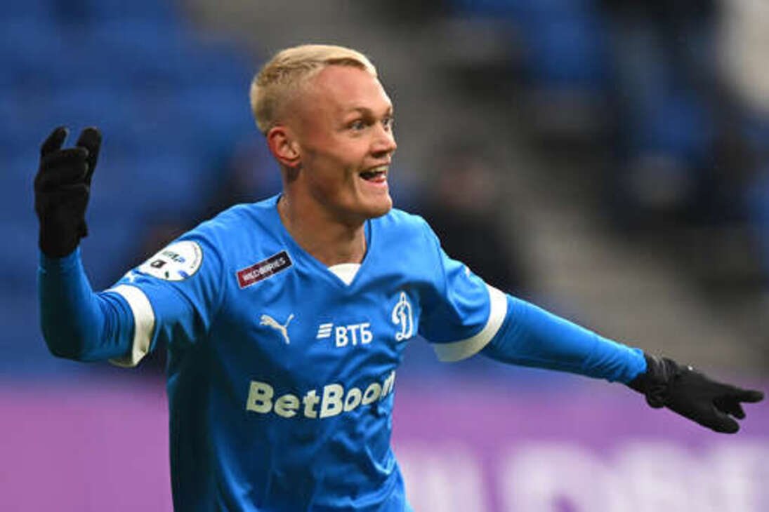 спорт-уикенд газета. спорт-уикенд газета свежий. газетаортивная газета. спортивная статья в газете. спортивная газета.